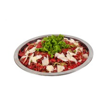 1 kg obložená mísa - carpaccio z irského hovězího masa Diamond muscle marinované v bylinkách s hoblinkami sýru parmezán a rukolou